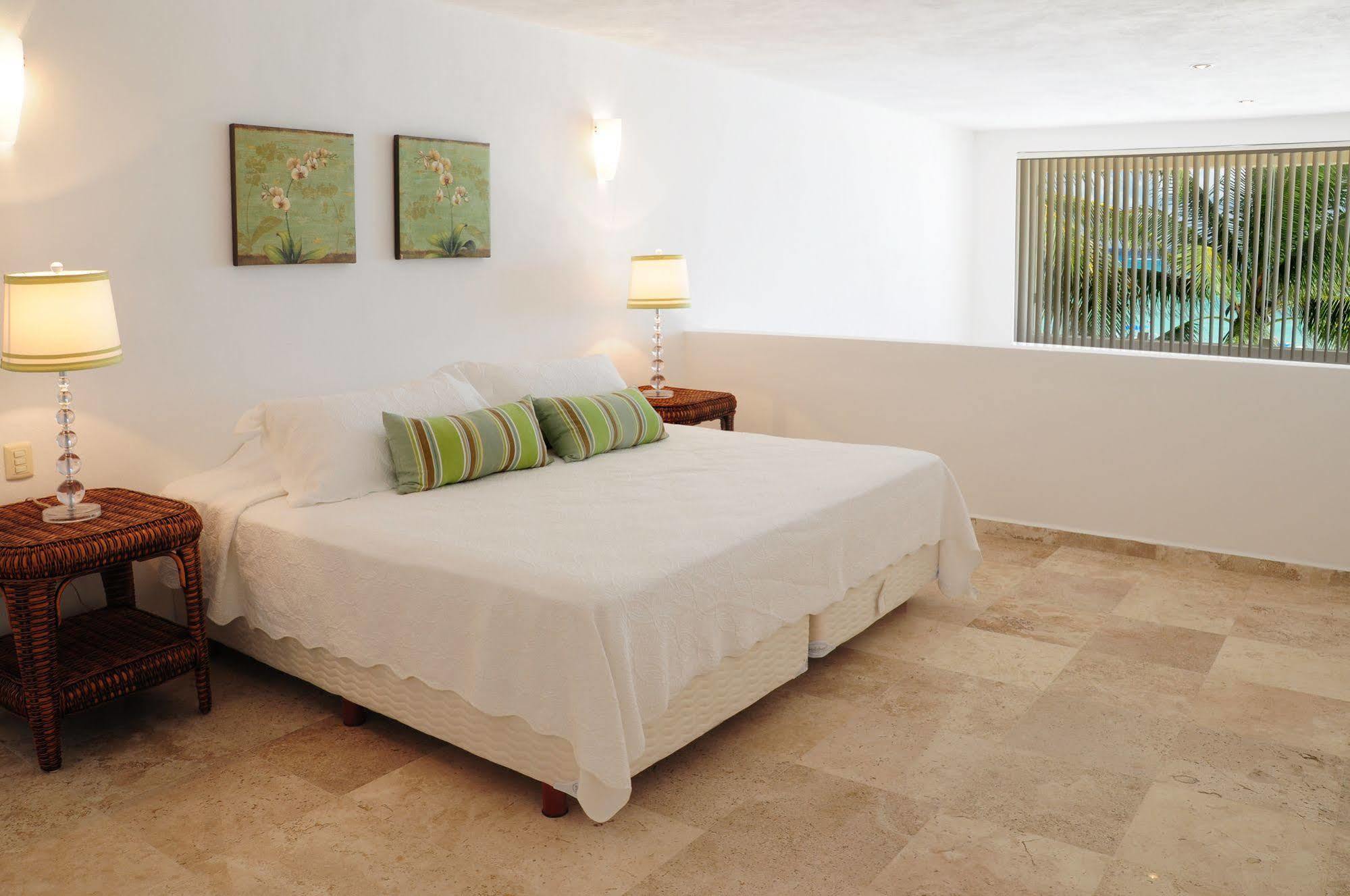 Ocean Plaza Condos Playa del Carmen Luaran gambar